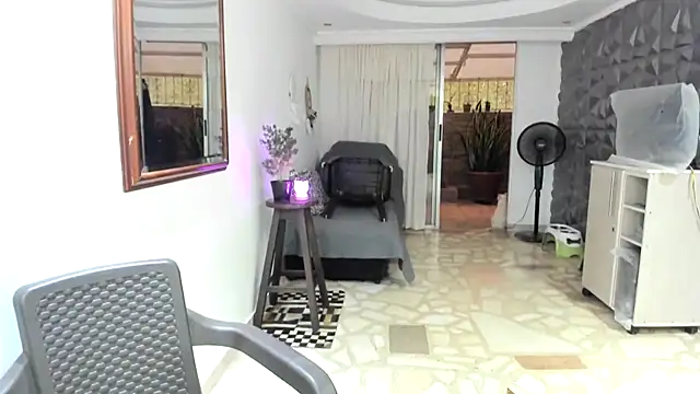 MarilynDavies online show from 11/25/25, 10:54