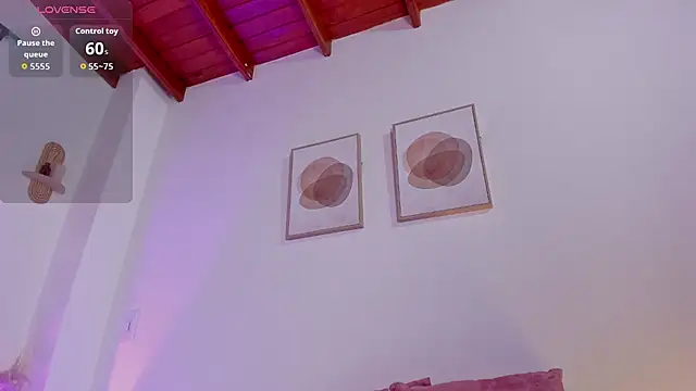 Mia 222 online show from 10/18/25, 10:49