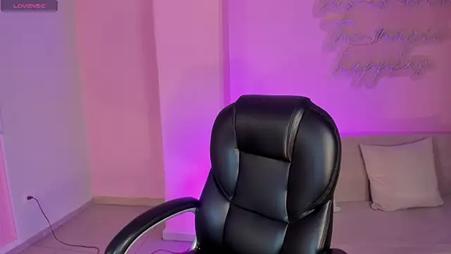 DonnaStonne online show from 09/28/25, 11:54