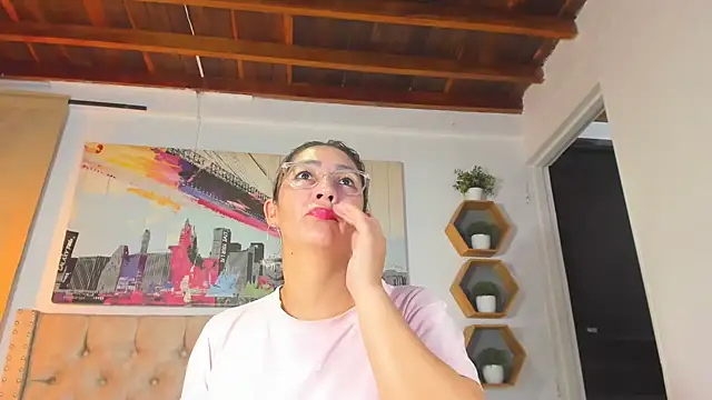 Anya Texas online show from 01/31/25, 12:50