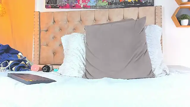 Anya Texas online show from 02/22/25, 09:26