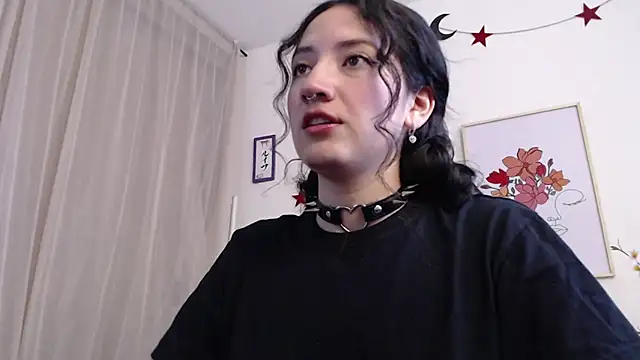 Snapshot of Tanya_WorldBondage chatting on 01/26/25, 08:34 Tanya WorldBondage online show from 01/26/25, 08:34