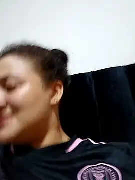 Liancy online show from 10/15/25, 01:17