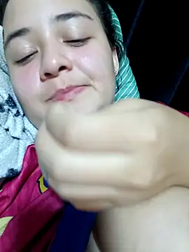 Liancy online show from 11/07/25, 03:17