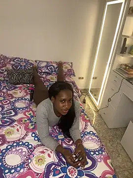 CoralHarrinson online show from 10/12/25, 01:48