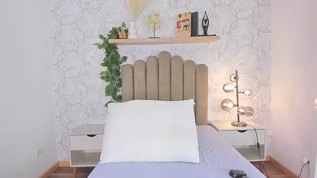 Roma  love online show from 10/08/25, 11:52