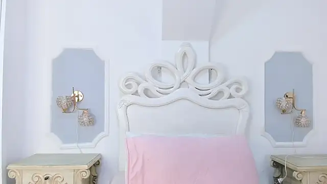 Roma  love online show from 11/15/25, 12:13