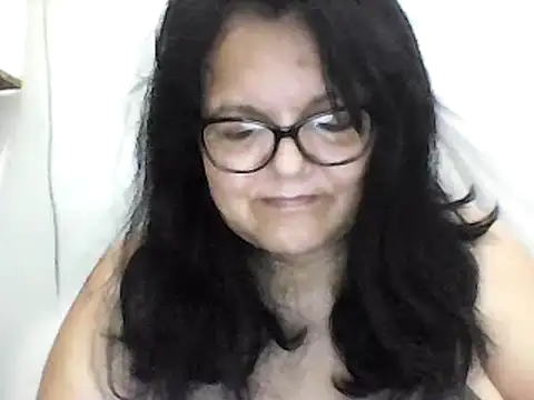 Snapshot of kassandra02 chatting on 02/14/25, 01:08 kassandra02 online show from 02/14/25, 01:08