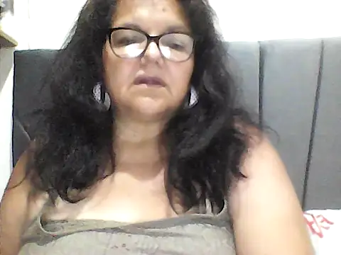 Snapshot of kassandra02 chatting on 09/19/25, 03:08 kassandra02 online show from 09/19/25, 03:08