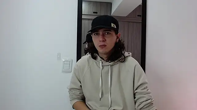 alex connorr online show from 02/08/25, 03:00