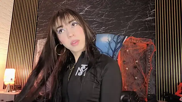 diosagolden online show from 10/18/25, 08:53