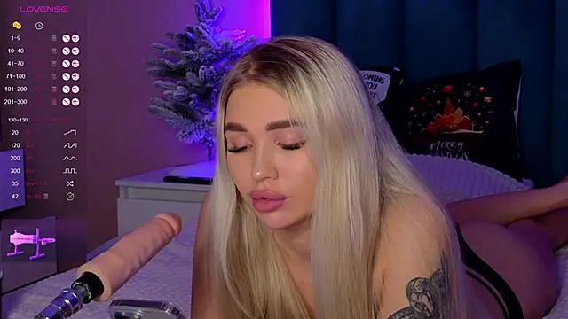 Snapshot of DreamPussyy chatting on 01/13/25, 03:12 DreamPussyy online show from 01/13/25, 03:12