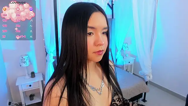 Snapshot of Hanna__Becker_ chatting on 09/28/25, 03:12 Hanna Becker online show from 09/28/25, 03:12