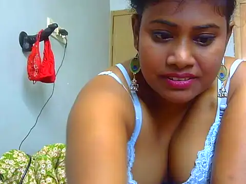 sexy roma online show from 12/22/24, 08:49