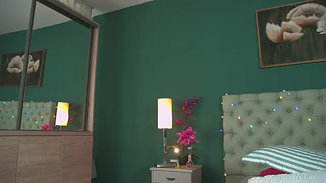 AlicePirs online show from 12/31/24, 08:48