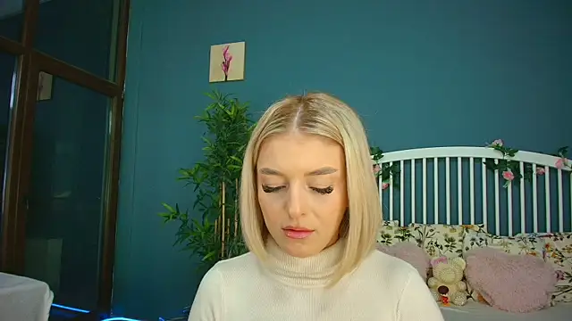 Snapshot of AlicePirs chatting on 10/25/25, 04:09 AlicePirs online show from 10/25/25, 04:09