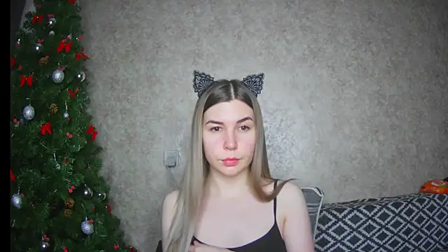 ElllaNuar online show from 01/30/25, 08:11