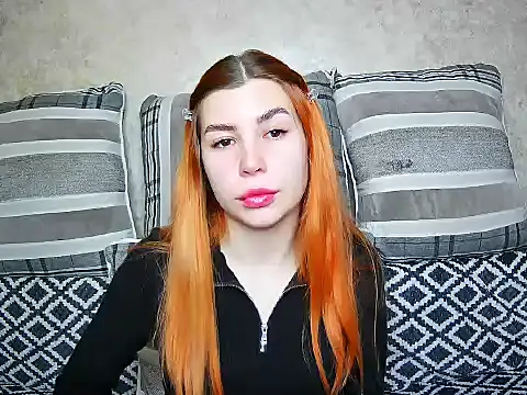 ElllaNuar online show from 09/15/25, 04:45