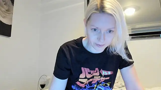 Snapshot of BetterThanYourEx69 chatting on 01/05/25, 03:45 BetterThanYourEx69 online show from 01/05/25, 03:45