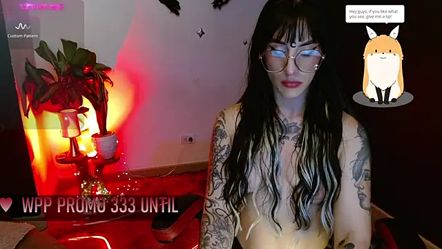 Snapshot of ValenGray chatting on 02/06/25, 02:58 ValenGray online show from 02/06/25, 02:58