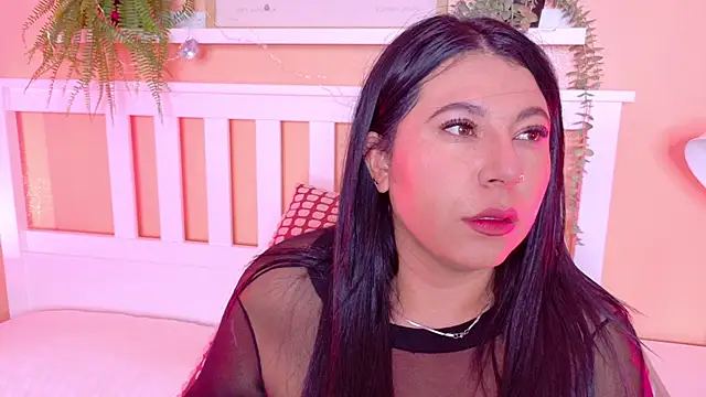 KendalMilleer online show from 10/27/25, 10:30