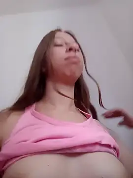 Snapshot of gabi_bunny chatting on 02/11/25, 02:46 gabi bunny online show from 02/11/25, 02:46