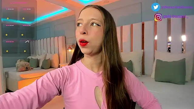 Snapshot of gabi_bunny chatting on 09/16/25, 05:14 gabi bunny online show from 09/16/25, 05:14