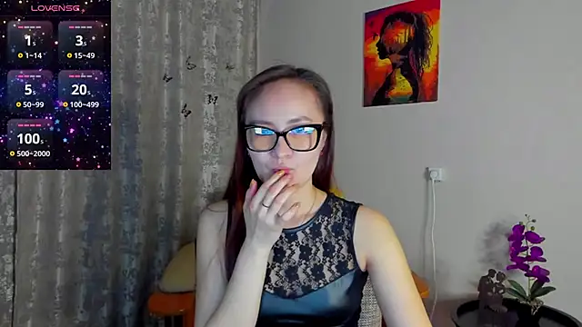 Snapshot of Diana_Taylor chatting on 12/10/24, 08:05 Diana Taylor online show from 12/10/24, 08:05