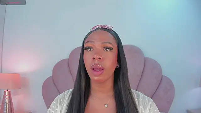 Nicole Paradise online show from 12/28/24, 12:56