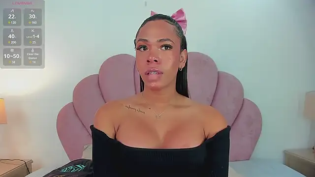 Nicole Paradise online show from 03/05/25, 01:06