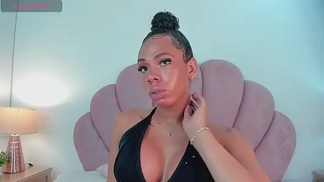 Nicole Paradise online show from 03/17/25, 01:29