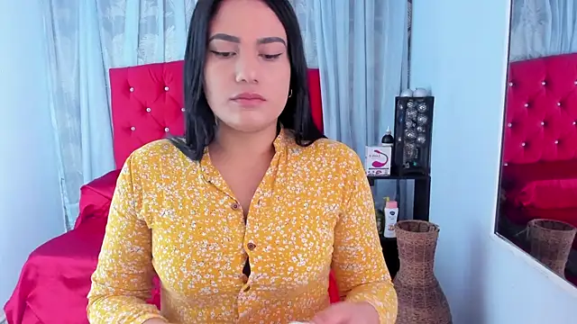 Cumming Tiffani online show from 02/03/25, 12:36