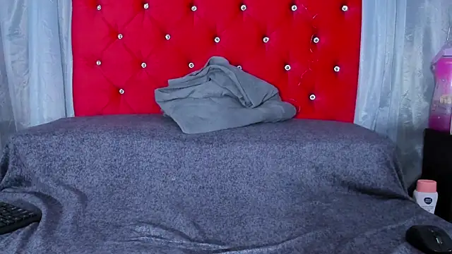 Cumming Tiffani online show from 03/13/25, 05:50