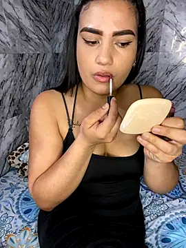 Cumming Tiffani online show from 10/27/25, 01:04