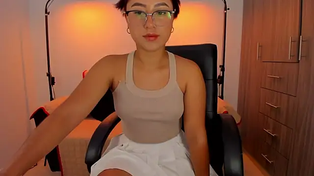 cloy baby   online show from 11/12/25, 10:26