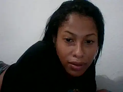 Snapshot of Kitra_New chatting on 12/23/24, 05:17 Kitra New online show from 12/23/24, 05:17