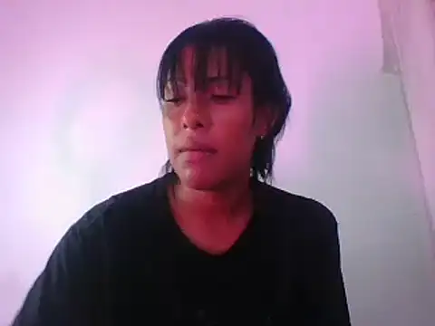 Snapshot of Kitra_New chatting on 12/28/24, 08:16 Kitra New online show from 12/28/24, 08:16