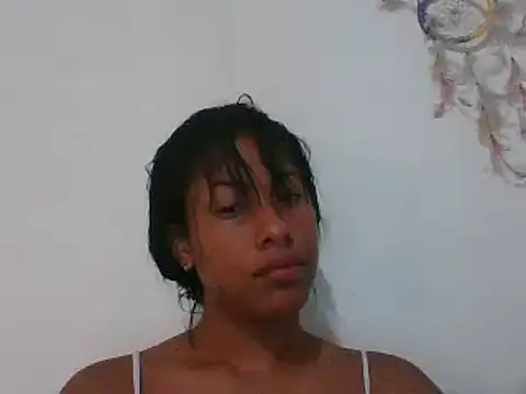 Snapshot of Kitra_New chatting on 12/30/24, 07:26 Kitra New online show from 12/30/24, 07:26