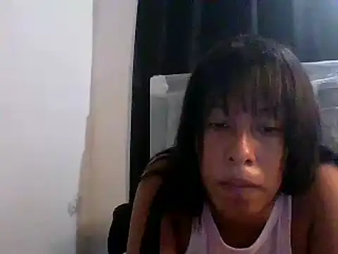 Snapshot of Kitra_New chatting on 01/25/25, 05:08 Kitra New online show from 01/25/25, 05:08