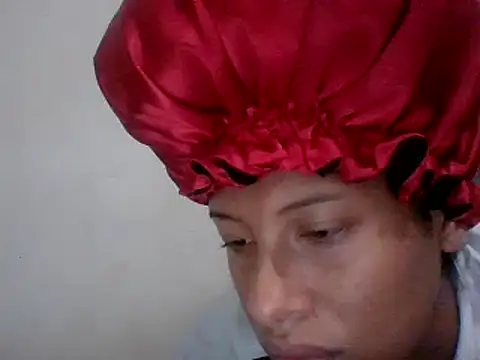 Snapshot of Kitra_New chatting on 02/20/25, 09:33 Kitra New online show from 02/20/25, 09:33