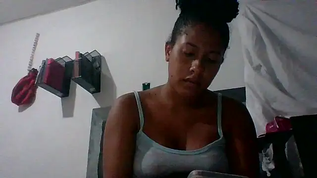 Snapshot of Kitra_New chatting on 09/24/25, 05:55 Kitra New online show from 09/24/25, 05:55