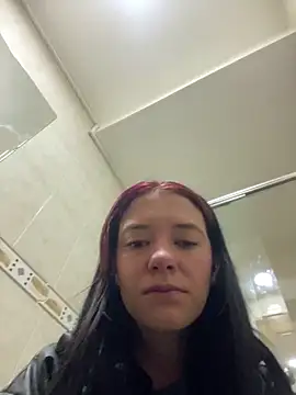 Snapshot of Isabella_21x chatting on 01/22/25, 12:27 Isabella 21x online show from 01/22/25, 12:27
