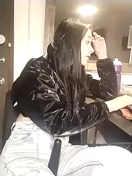 Snapshot of Isabella_21x chatting on 02/01/25, 12:26 Isabella 21x online show from 02/01/25, 12:26