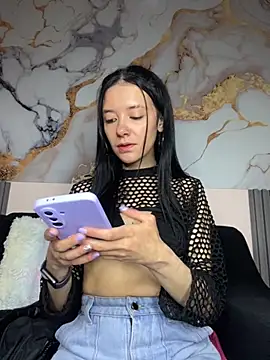 Snapshot of Isabella_21x chatting on 09/25/25, 12:31 Isabella 21x online show from 09/25/25, 12:31