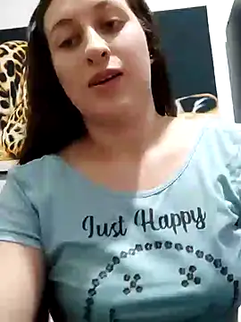 Snapshot of dulccemaria24 chatting on 12/15/24, 04:18 dulccemaria24 online show from 12/15/24, 04:18