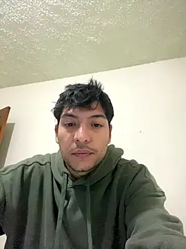 Snapshot of Pauldiazz chatting on 10/07/25, 10:29 Pauldiazz online show from 10/07/25, 10:29