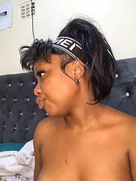 Miss Moriah online show from 02/19/25, 12:25