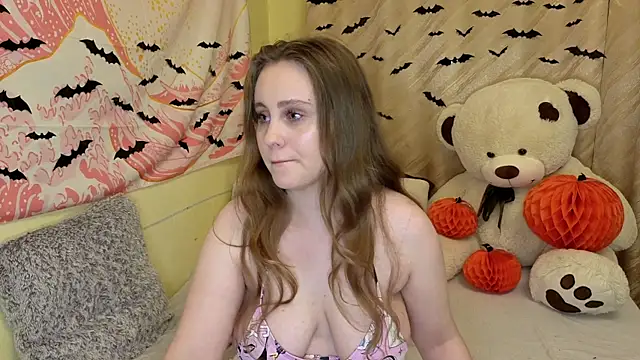 Sellya Houston online show from 10/22/25, 08:19