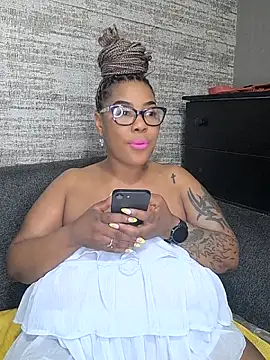 ExclusiveLeexx online show from 10/24/25, 01:07