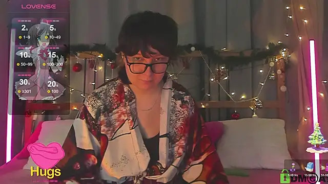 Snapshot of dreamgirllovee chatting on 12/30/24, 04:42 dreamgirllovee online show from 12/30/24, 04:42